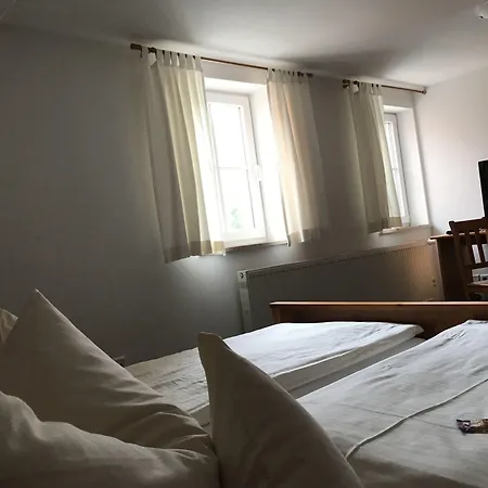 & Reiterhof Gut Weihersmuehle Hotel Neureuth
